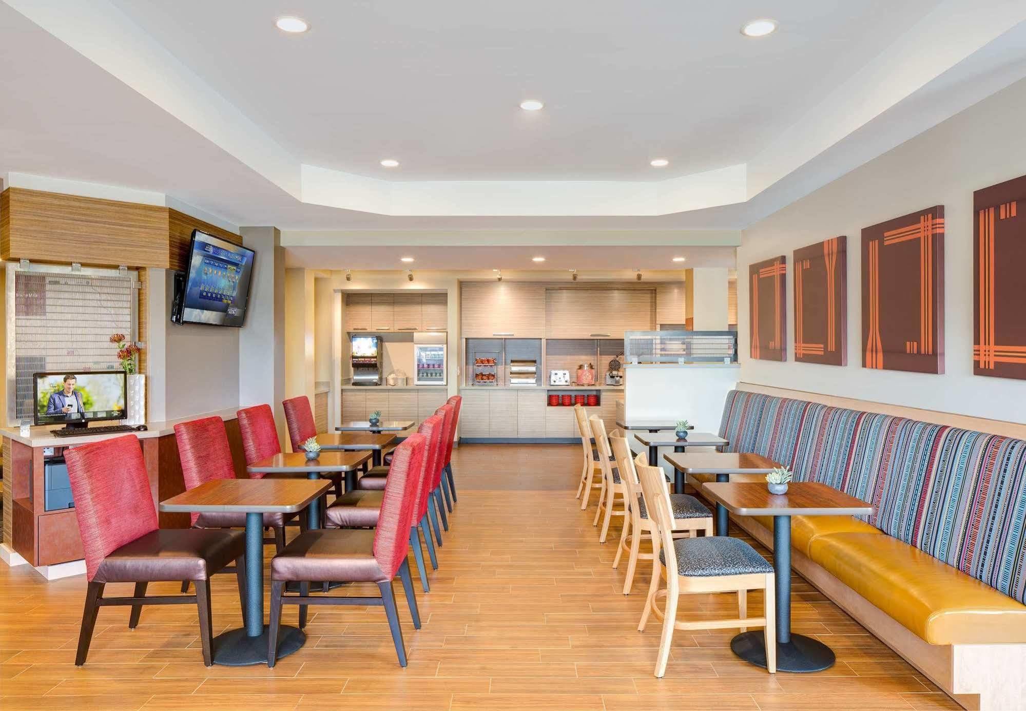 Towneplace Suites By Marriott Charleston Mt. Pleasant Εξωτερικό φωτογραφία